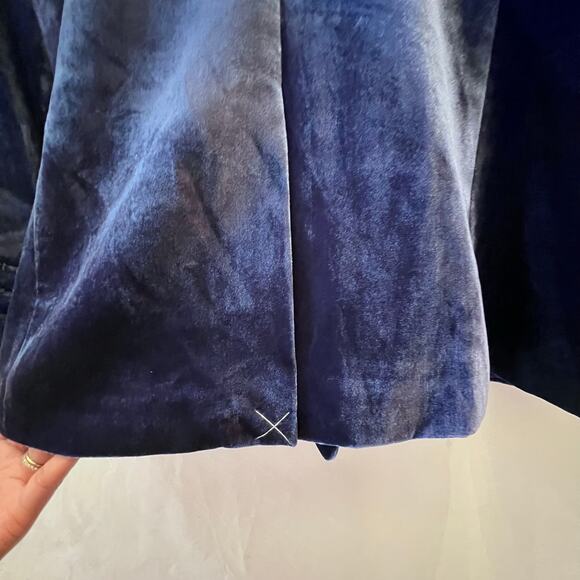 NWOT Talbots Navy Blue Velvet Velveteen Preppy Academia Women's Blazer Size 10P - Picture 11 of 12